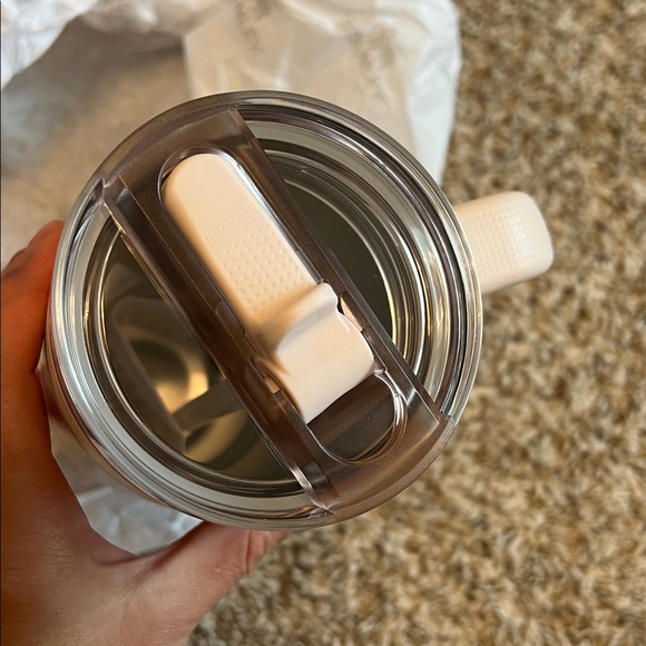 STANLEY Quencher ProTour Flip Straw Tumbler with Leakproof Lid - Picture 8 of 11